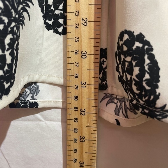 Design Lab by Lord & Taylor Womens Cream and Black Pineapple Print Romper Size M - Picture 10 of 13